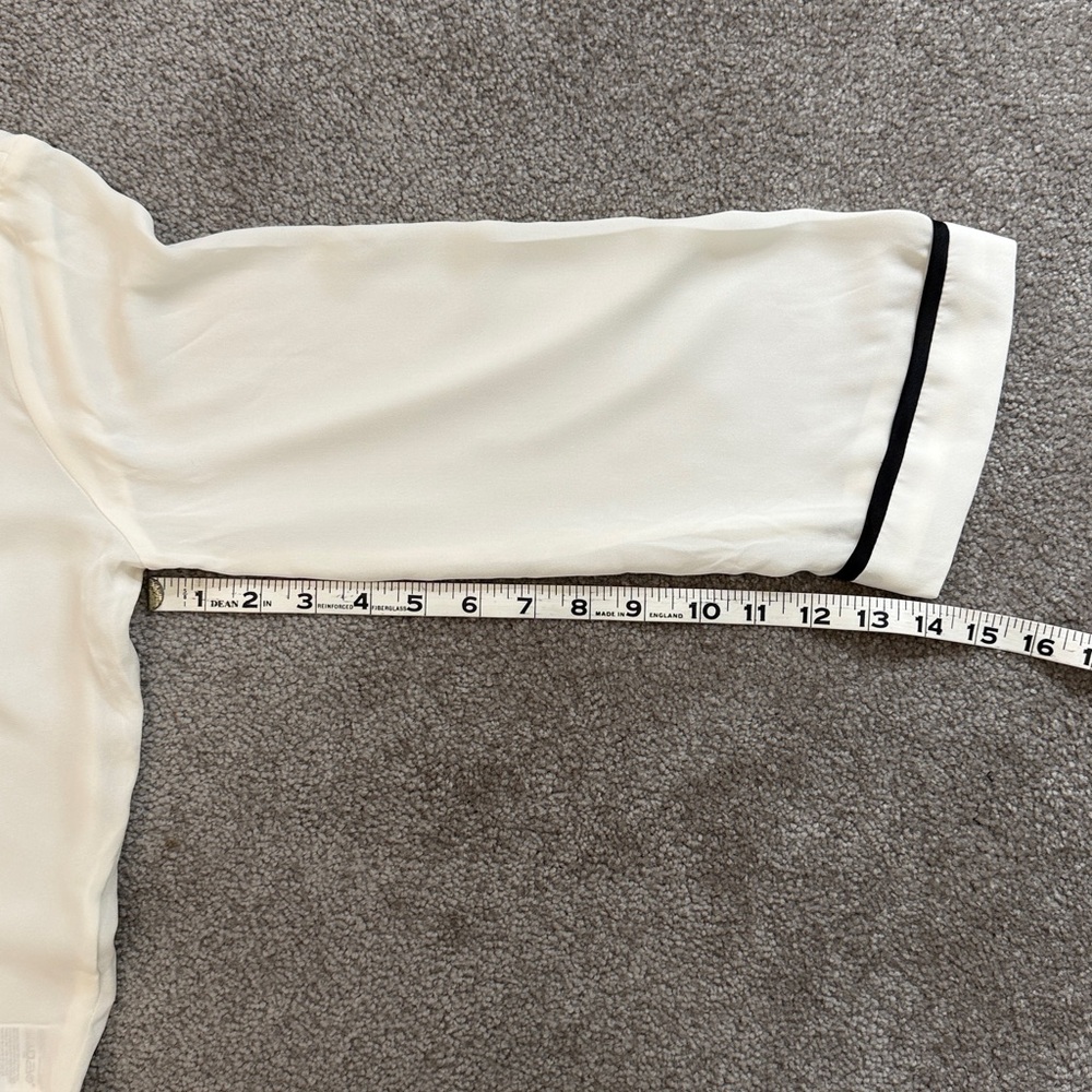 Banana Republic White/Ceam Chiffon Blouse with Black Trim SZ S - Picture 7 of 8